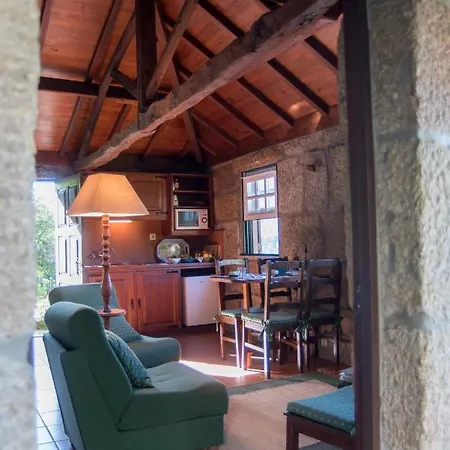 بيت للعطل Casa Da Torre, Porto Manso *